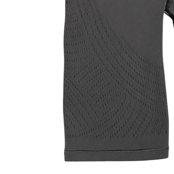 Lululemon Size 6 Reveal Short Digital Rain Graphite Grey - Picture 8 of 10